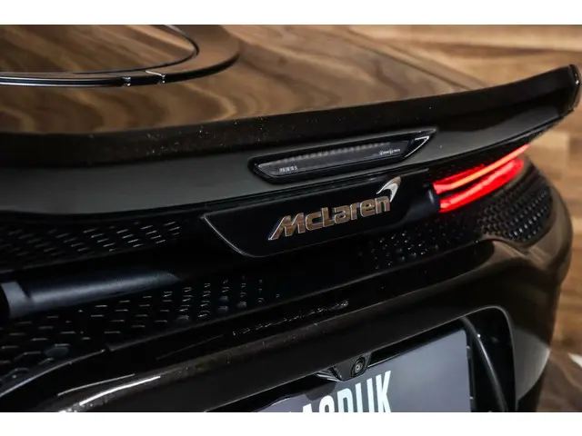 McLaren GT 4.0 V8|Lift|MSO|B&W|Dealer|Pano| 2021 Benzine 46