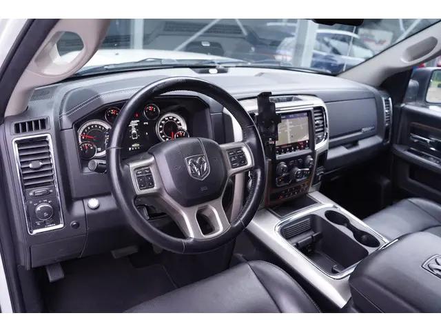 Dodge Ram 1500 5.7 V8 4x4 Crew Cab 5'7 Rebel 2019 Benzine 26