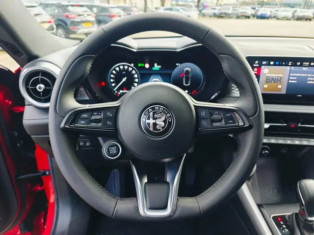 Alfa Romeo Tonale 1.5T Hybrid Super 2023 Hybride Benzine 11
