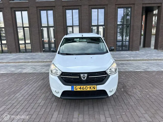 Dacia Lodgy 1.3 TCe Lauréate 7p Airco Ex BPM !! 2019 Benzine 2