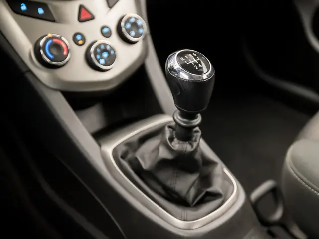 Chevrolet Aveo 1.2 LT Sport 2013 Benzine 10