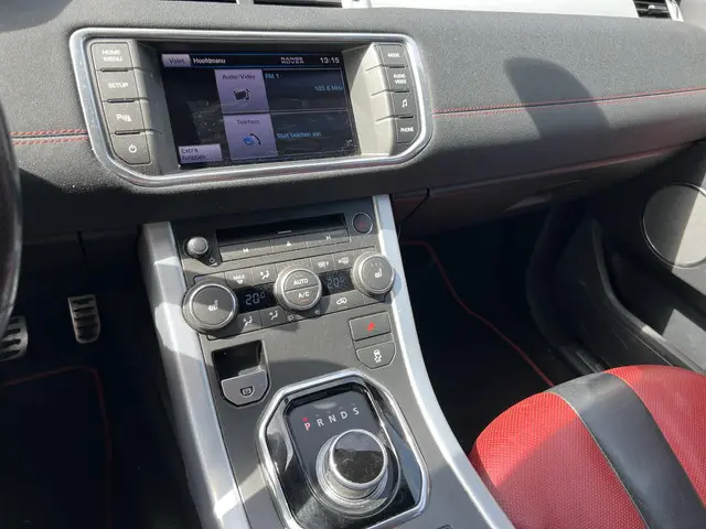 Land Rover Range Rover Evoque 2.0 Si 4WD 2013 Benzine 20