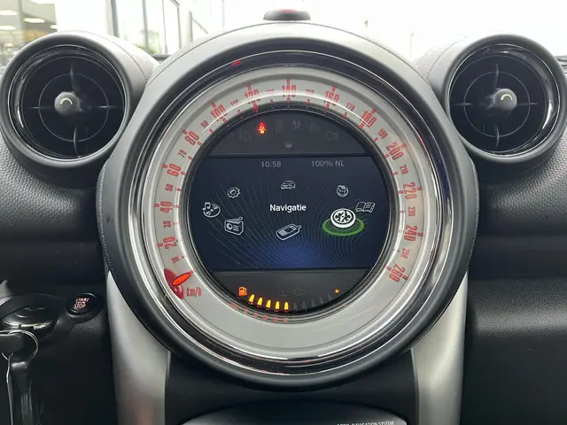 MINI Countryman 1.6 One Knockout Edition 2014 Benzine 78