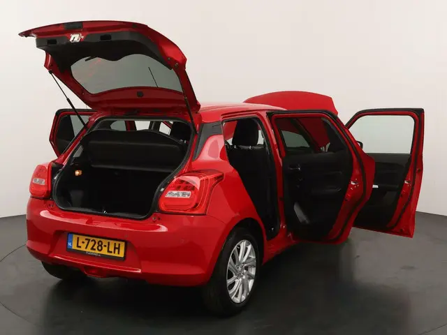 Suzuki Swift 1.2 Select Smart Hybrid 2021 Benzine 22