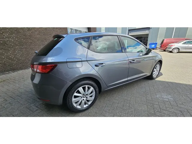 SEAT Leon 1.2 TSI Style 2013 Benzine 24