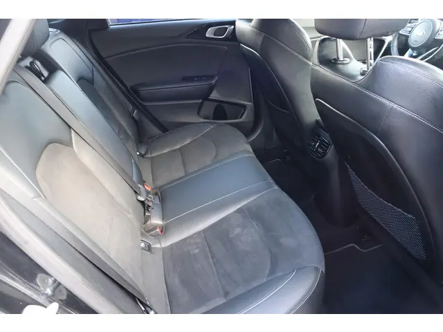 Kia ProCeed 1.5 T-GDI GT-PlusLine 2021 Benzine 15