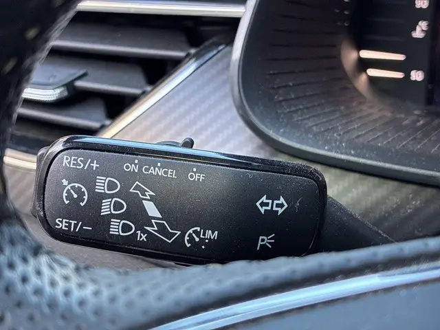 Škoda Kamiq 1.0 TSI 110pk Monte Carlo 2022 Benzine 27