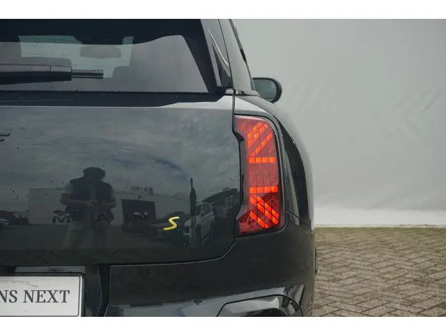 MINI Countryman SE ALL4 2024 Elektrisch 28