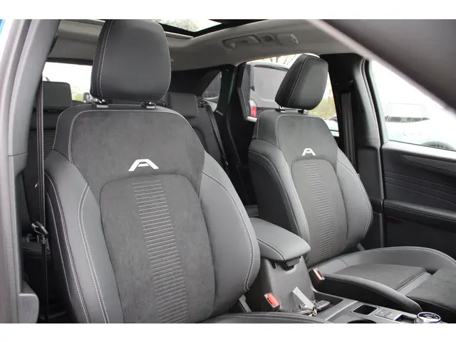 Ford Kuga 2.5 PHEV Active X 2025 Hybride Benzine 19