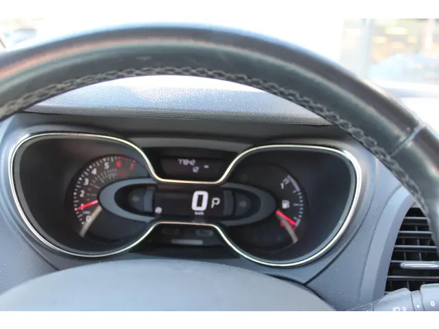 Renault Captur 1.2 TCe Intens 120 pk EDC 2018 Benzine 33