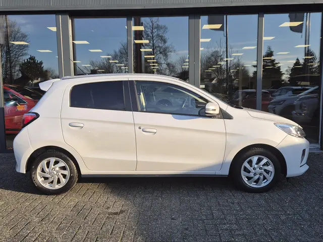 Mitsubishi Space Star 1.2 Nova 2021 Benzine 17