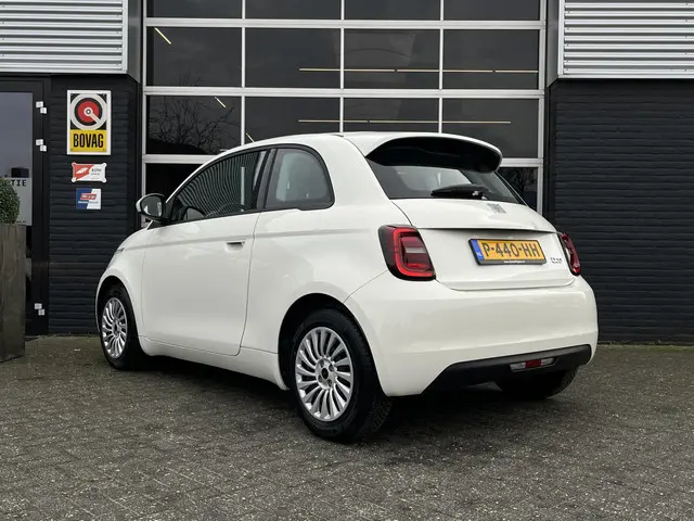 Fiat 500 Action 24 kWh, Airco, Bluetooth 2022 Elektrisch 13
