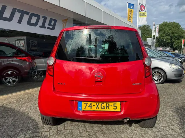 Opel Agila 1.0 Edition 2012 Benzine 11