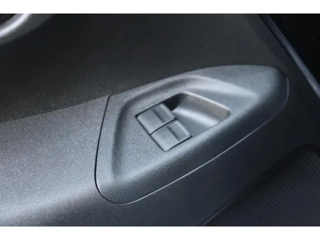 Peugeot 108 1.0 VTi Active org.NL 2015 Benzine 20