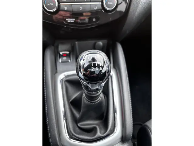 Nissan QASHQAI 1.2 N-Connecta 2017 Benzine 14