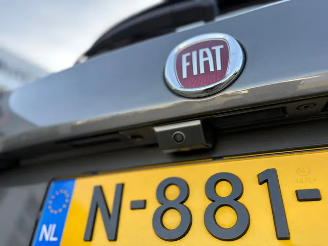 Fiat Tipo Cross 1.0 City Cross 2021 Benzine 10