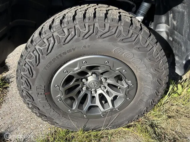Dodge Ram 1500 4X4 6.2 V8 4x4 Crew Cab TRX 2024 LPG/Gas 18