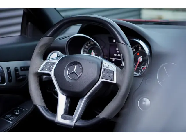 Mercedes-Benz SLK AMG 55 2012 Benzine 34