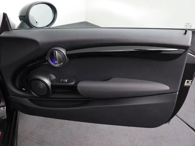 MINI Cooper S 2.0 2018 Benzine 29