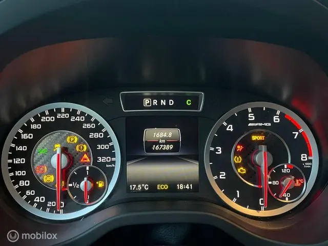 Mercedes-Benz A-Klasse 45 AMG 4MATIC 2014 Benzine 23