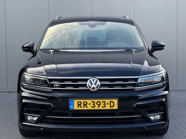 Volkswagen Tiguan 1.4 TSI R-Line Highline 2018 Benzine 3