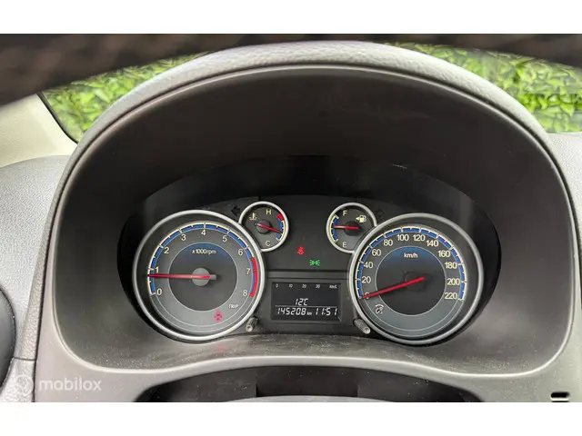 Suzuki SX4 1.6 Executive 2013 Benzine 18