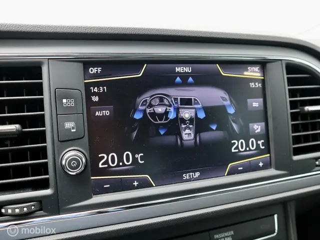 SEAT Leon ST 1.0 clima cruise CarPlay 2018 Benzine 23