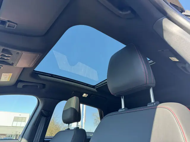 Ford Kuga 2.5 PHEV ST-Line X 2025 Hybride Benzine 16