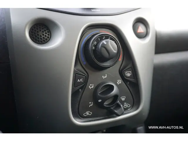 Citroën C1 1.0 e-VTi Feel 2014 Benzine 15