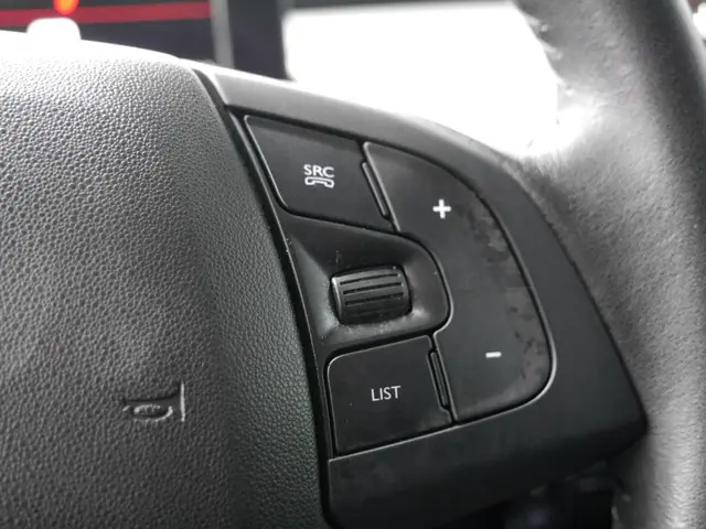 Citroën C4 Cactus 1.2 PureTech Feel 2020 Benzine 23