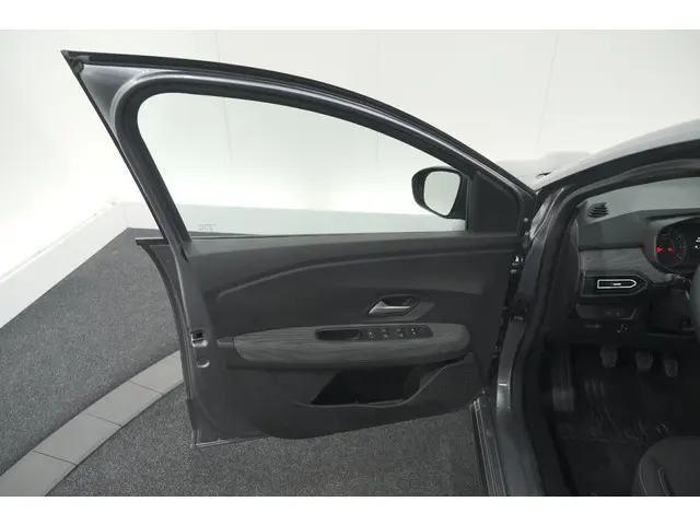 Dacia Jogger TCe 100 ECO-G Expression 2025 LPG/Gas 63