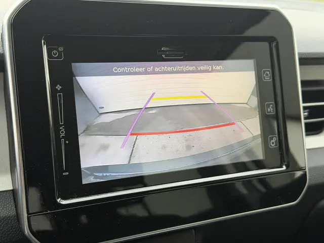 Suzuki Ignis 1.2 Style Smart Hybrid 2023 Benzine 17