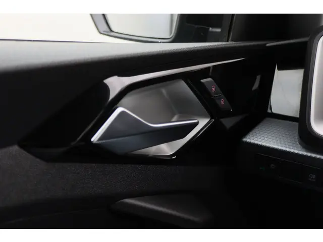 Audi A1 Sportback 25 TFSI epic 2020 Benzine 28