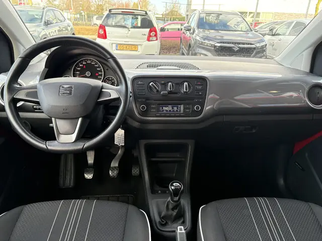 SEAT Mii 1.0 Sport Connect 2015 Benzine 9