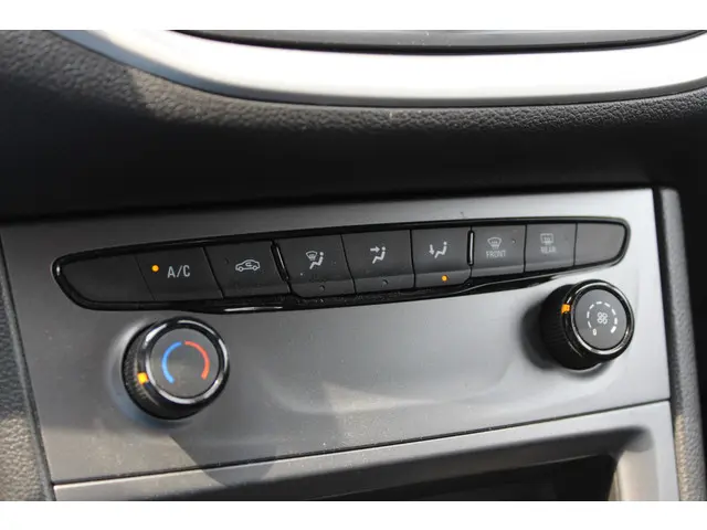 Opel Astra Sports Tourer 1.4 Edition 2022 Benzine 17