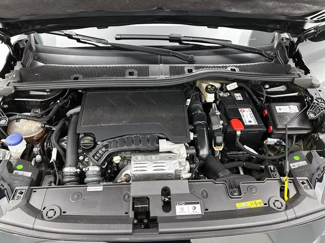 Peugeot 208 1.2 PureTech GT Aut. 2020 Benzine 21