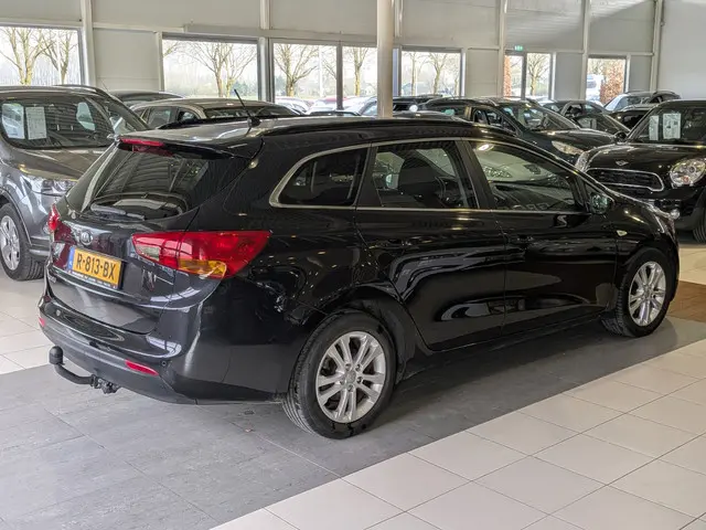 Kia cee'd Sportswagon 1.4 CVVT 2013 Benzine 4