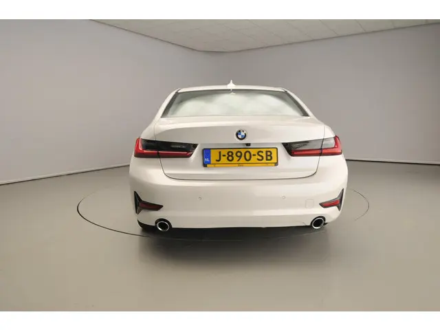 BMW 3 Serie Sedan 320d 2020 Diesel 3