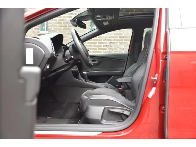 SEAT Leon ST 2.0 TSI 4DRIVE CUPRA 2019 Benzine 8