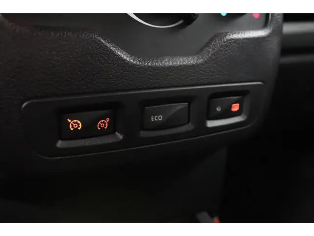 Dacia Dokker 1.3 TCe 130 Stepway 2020 Benzine 30