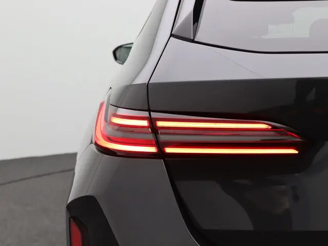 BMW M5 Touring 2025 Hybride Benzine 10