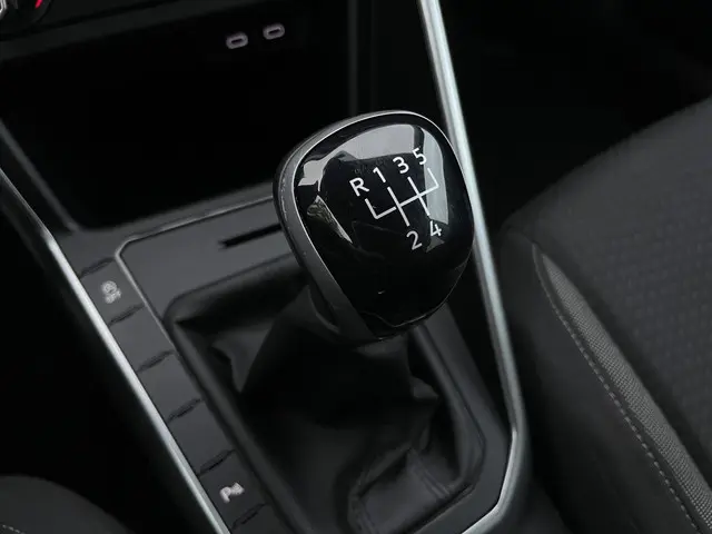 Volkswagen Taigo 1.0 TSI Life Business 2022 Benzine 14