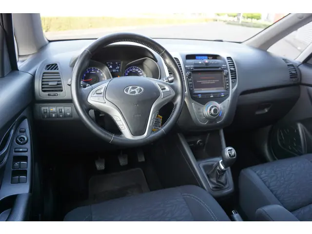 Hyundai ix20 1.4i i-Magine 2014 Benzine 10