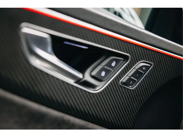 Audi RSQ8 4.0 TFSI quattro 2021 Benzine 31