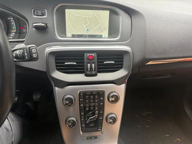 Volvo V40 2.0 T2 Nordic+ 2016 Benzine 4