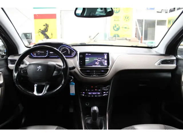 Peugeot 2008 1.2 VTi Allure 2013 Benzine 8