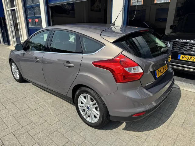 Ford Focus 1.0 EcoBoost Lease Titanium 2013 Benzine 4