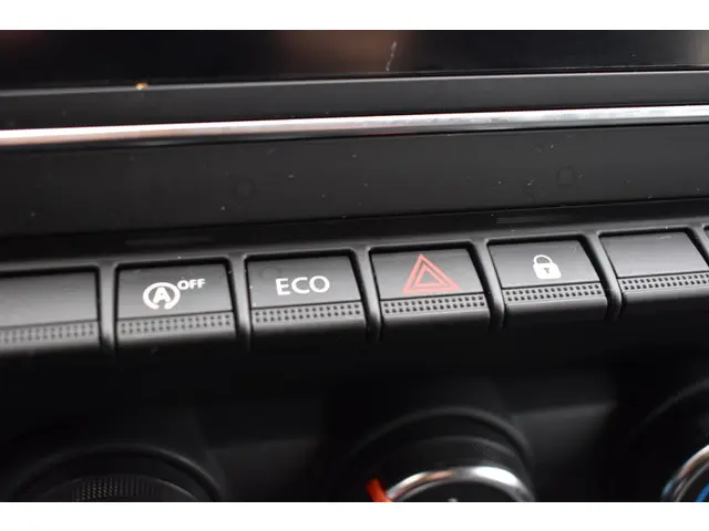 Renault Clio TCe 90 GPF evolution 2024 Benzine 24