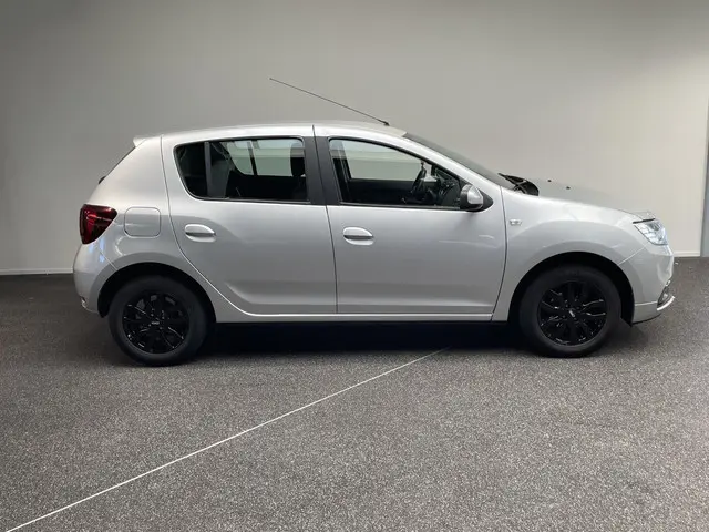 Dacia Sandero 0.9 TCe Laureate 2017 Benzine 14