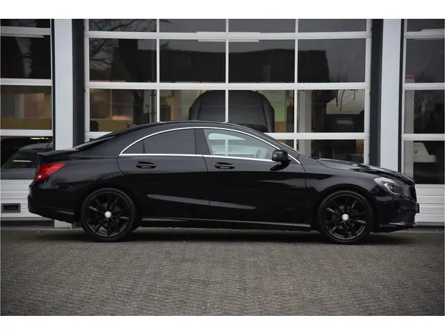 Mercedes-Benz CLA 180 BlueEFF. Ambition 2014 Benzine 23